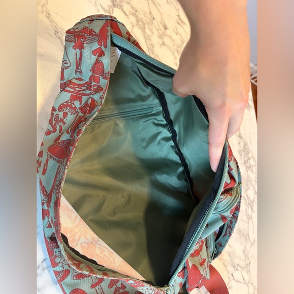 Kavu Rope Sling Bag (Full Size) - Mushrooms - Picture 8 of 11